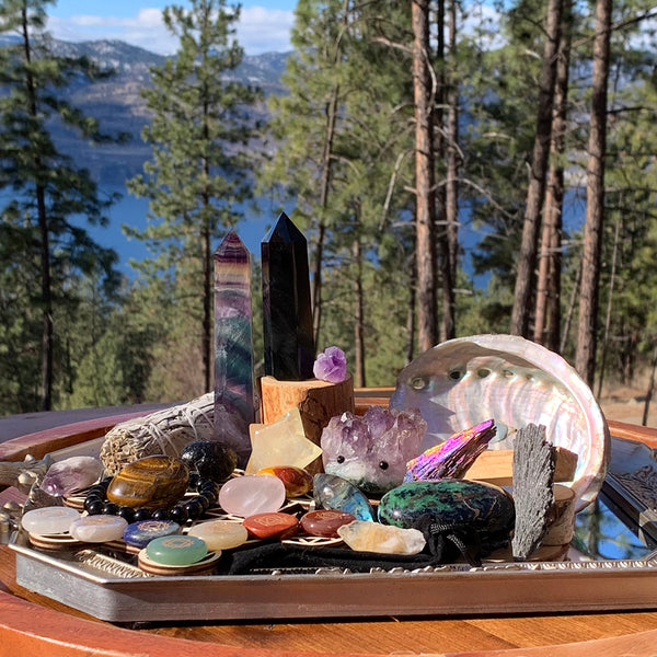 Crystal Collectors Surprise Treasure Box (mánaðaráskrift)