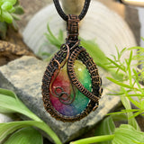 Rainbow Agate Koparvír Hengiskraut Hálsmen