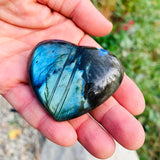 READY Labradorite Heart - palmstone