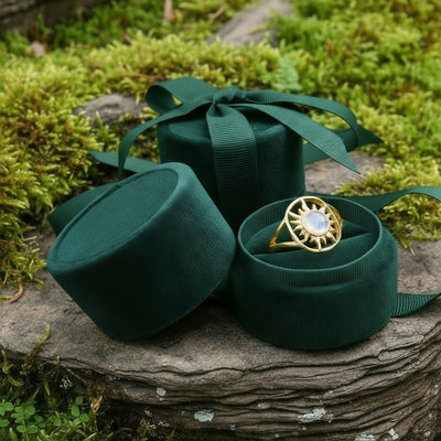 Z ARRON DESIGN Serenity Moonstone Koparvír Hengiskraut Hálsmen