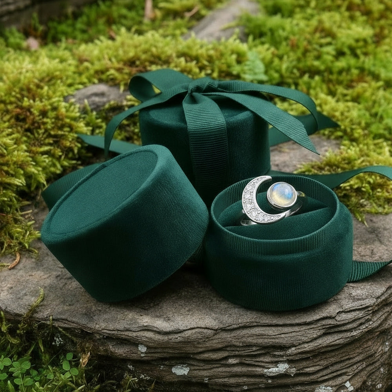 Z ARRON DESIGN Serenity Mondstein Kupferdraht-Anhänger-Halskette