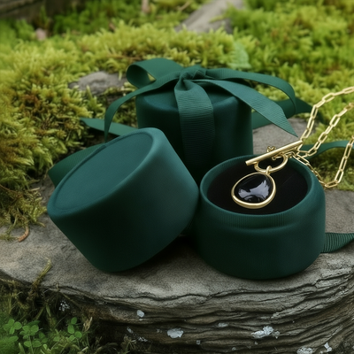 Z ARRON DESIGN Serenity Moonstone Koparvír Hengiskraut Hálsmen