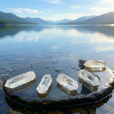 Z ARRON DESIGN Serenity Mondstein Kupferdraht-Anhänger-Halskette