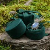 Z ARRON DESIGN Serenity Moonstone Koparvír Hengiskraut Hálsmen