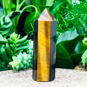 Tiger's Eye Point component from the Prosperity Power Crystal Set.
